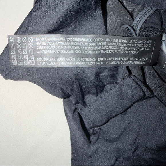 Zara Black velvet batwing sleeve bodysuit - Picture 9 of 9